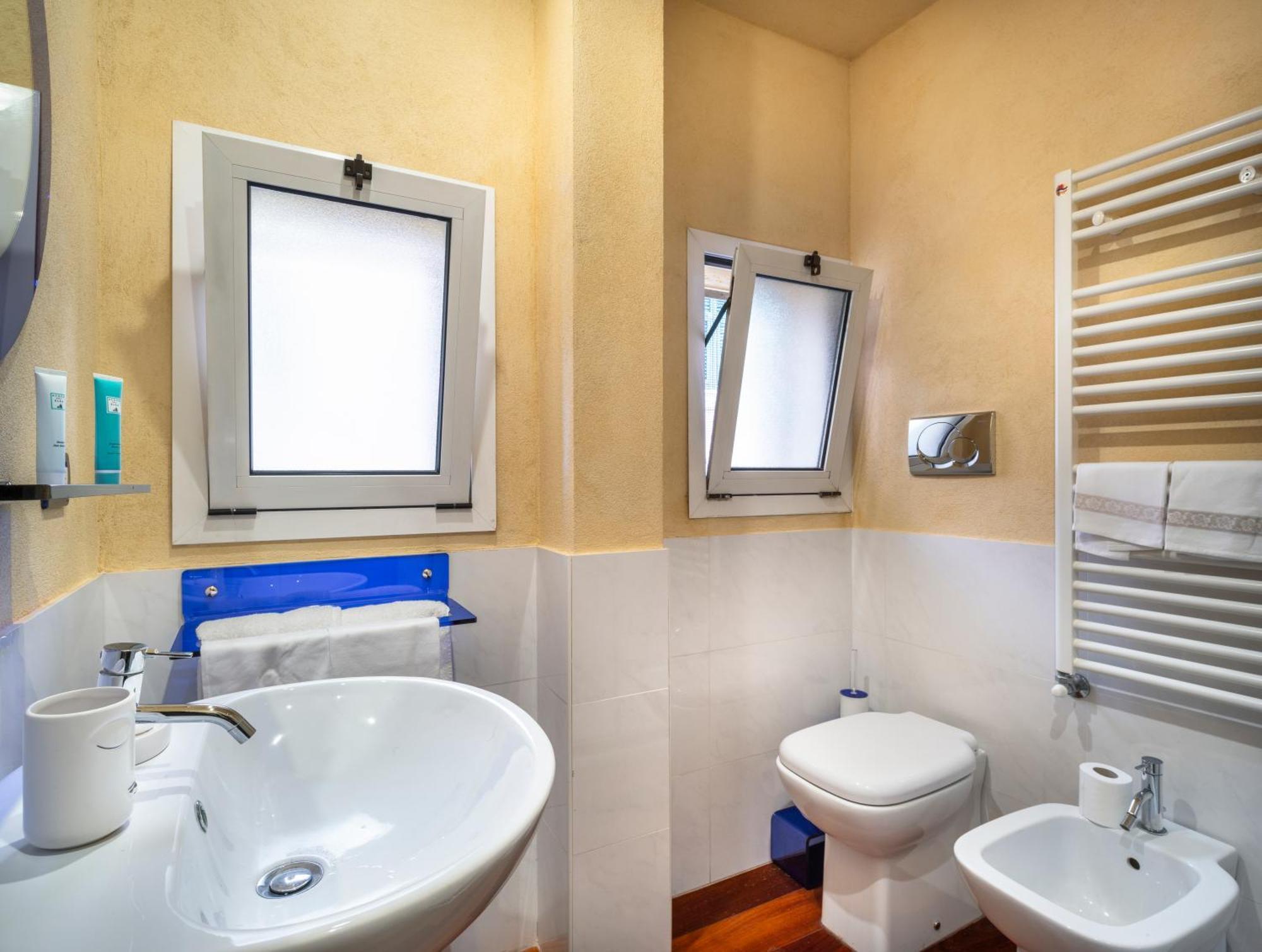 Rosabianca Boutique Hotel Rapallo Bagian luar foto